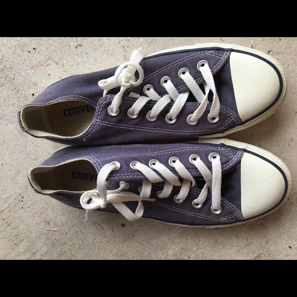 Navy converse